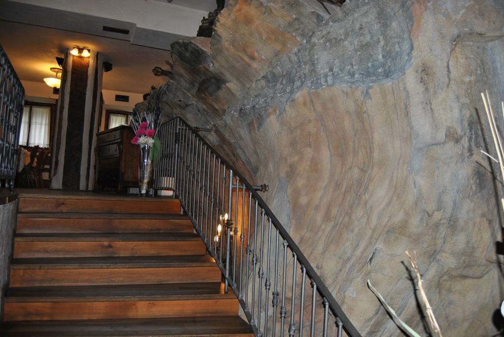 Casa Vacanza La Rocca Chiesa in Valmalenco Luaran gambar