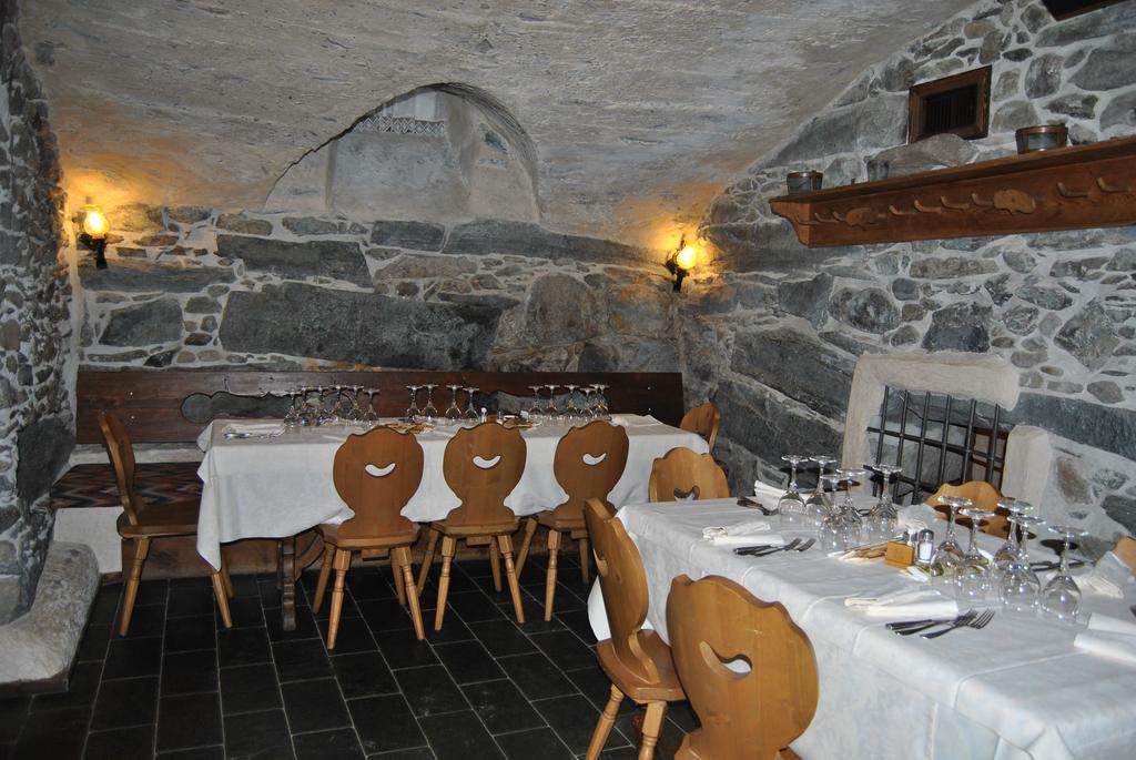 Casa Vacanza La Rocca Chiesa in Valmalenco Luaran gambar
