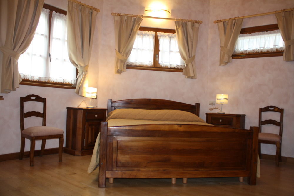 Casa Vacanza La Rocca Chiesa in Valmalenco Luaran gambar